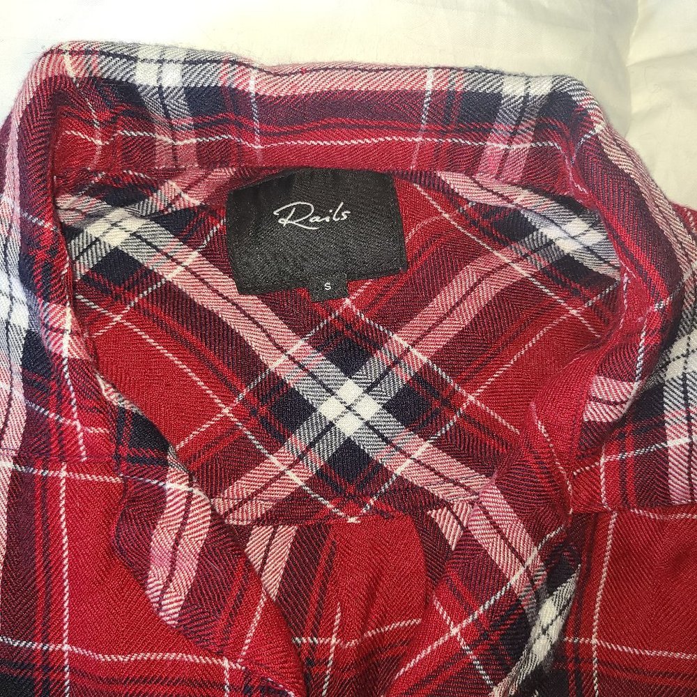 RAILS Plaid Short Pajamas In Crimson/ Navy - Picture 4 of 8